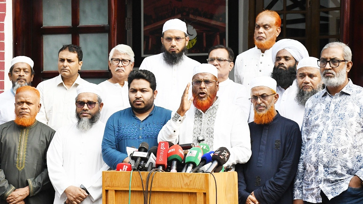 ১১ দলীয় ঐক্যের খুলনার লংমার্চ পেছাল