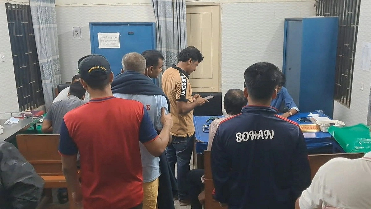 বাগাতিপাড়ায় এক ঘণ্টায় শিয়ালের কামড়ে আহত ১১
