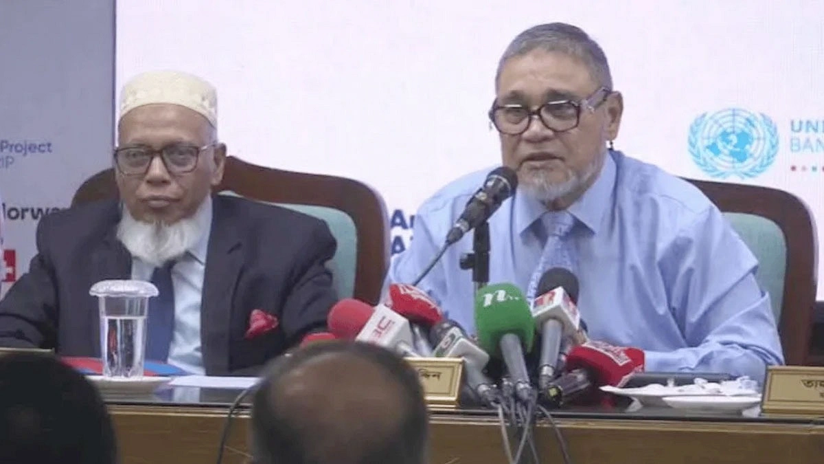 গণতন্ত্র সুসংহত করতে নারীর অংশগ্রহণ বাড়াতে হবে