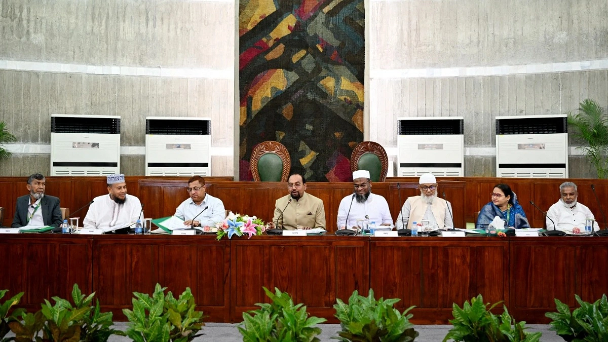 মসজিদে বিদ্যুৎ ব্যবহার নিয়ন্ত্রণে নীতিমালা করার সুপারিশ