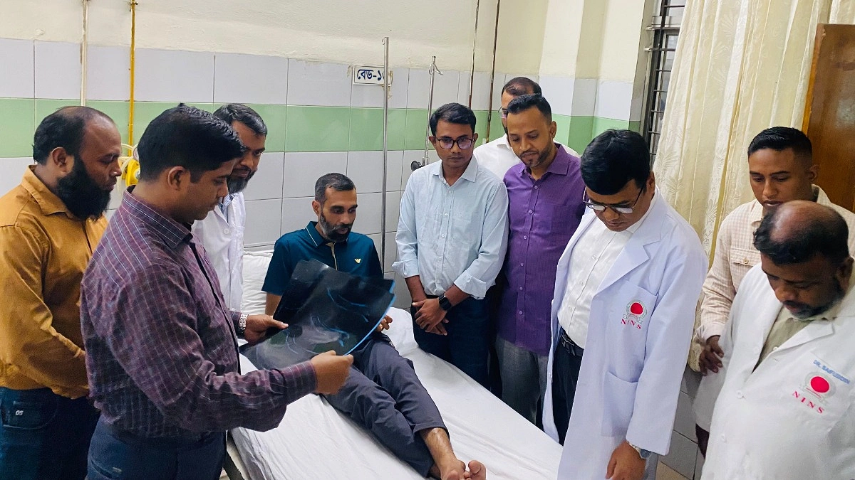 খুলনার খান সাইফুলের চিকিৎসার দায়িত্ব নিলেন প্রধানমন্ত্রী