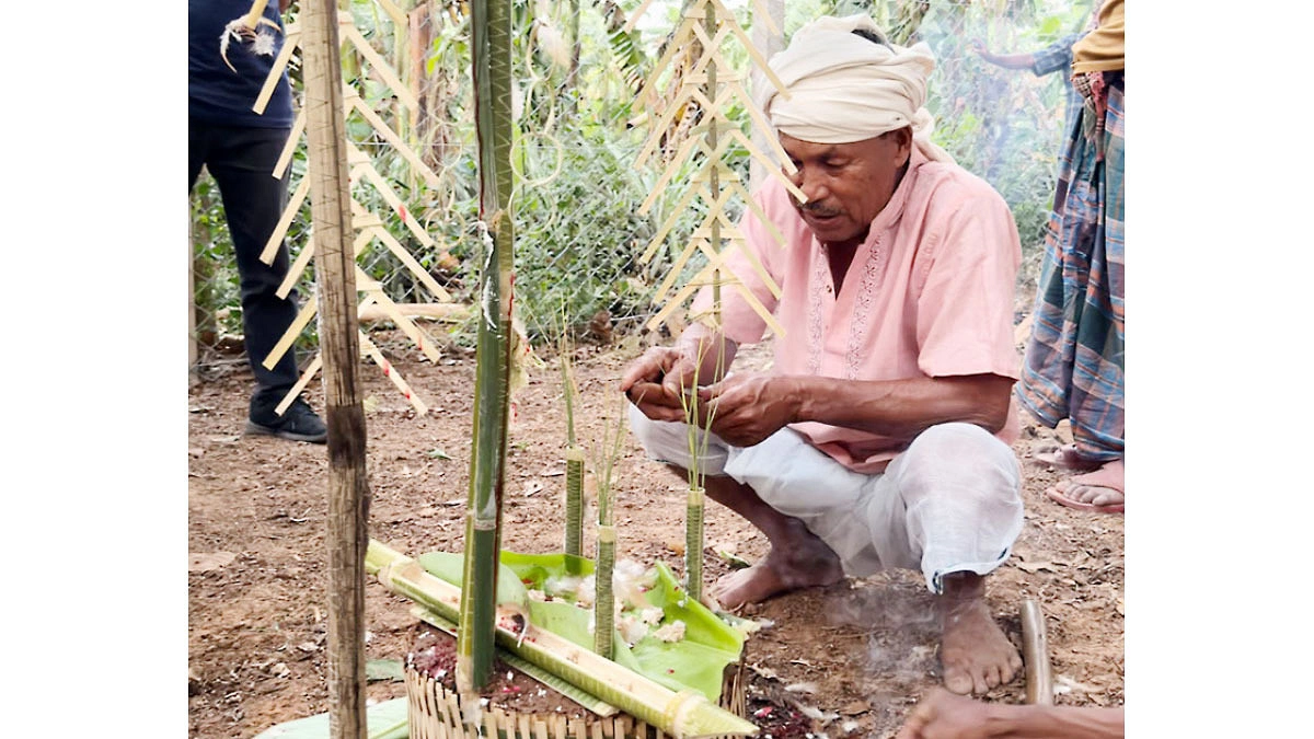 মধুপুরে ‘ওয়ানগালা’ উৎসব