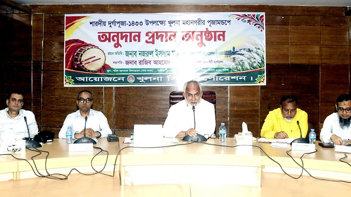 এবারের পূজা উৎসবমুখর পরিবেশে উদযাপিত হবে