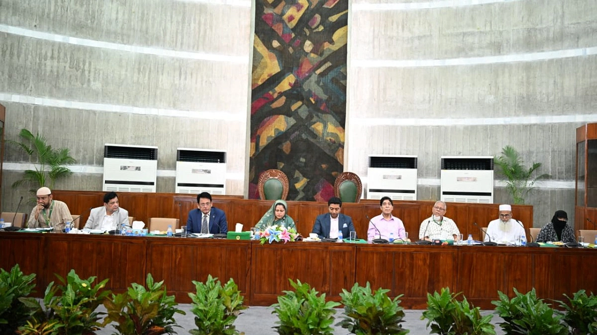 প্রাথমিক স্কুলে প্রধান শিক্ষকের শূন্যপদ দ্রুত পূরণের সুপারিশ