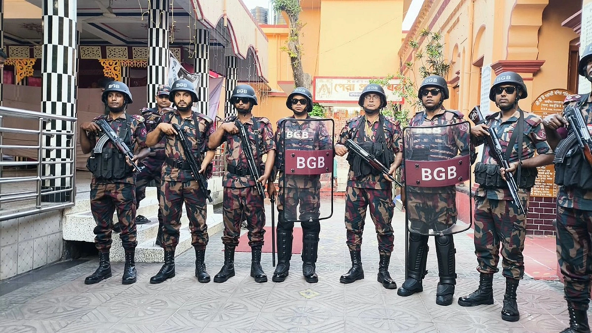 পূজার নিরাপত্তায় জামালপুরে ৮ প্লাটুন বিজিবি মোতায়েন