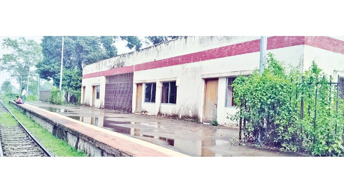 ৭৮ লাখ টাকার স্টেশনে থামে না ট্রেন