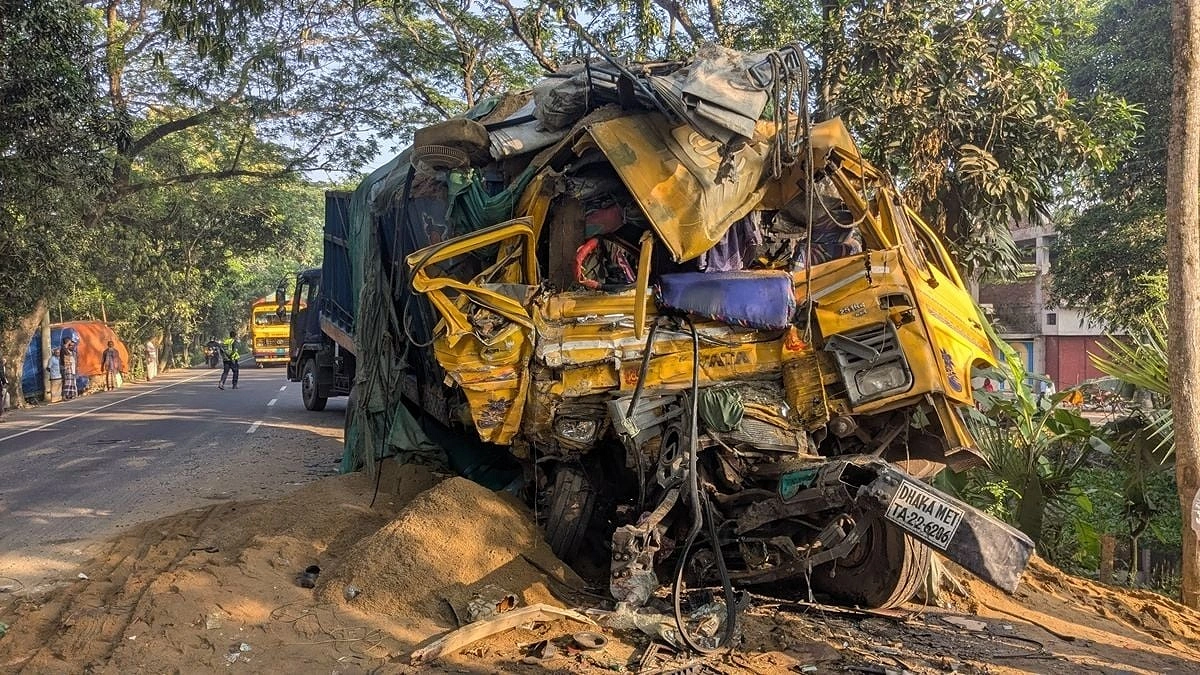 সেই ২০ অক্টোবরেই আবার মৃত্যুর মিছিল বড়াইগ্রামের সড়কে