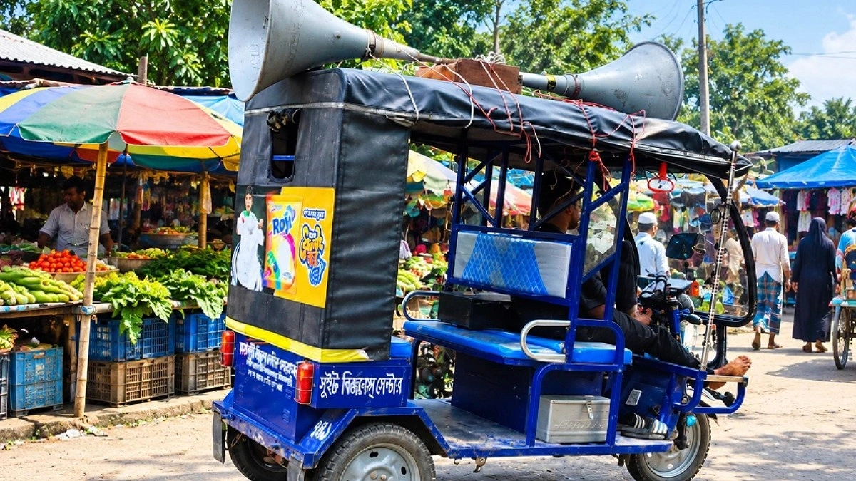 ‘সুখবরে’ অতিষ্ঠ খানসামাবাসী