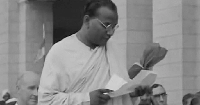 পাকিস্তান থেকে ফিরে আসার পরে পশ্চিমবঙ্গে অজ্ঞাতনামা জীবনযাপন করেন যোগেন মণ্ডল