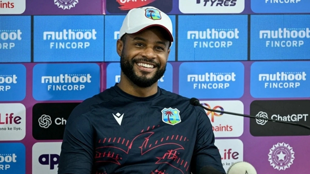 ট্রফির ওজন নিয়ে বিপাকে হোপ!