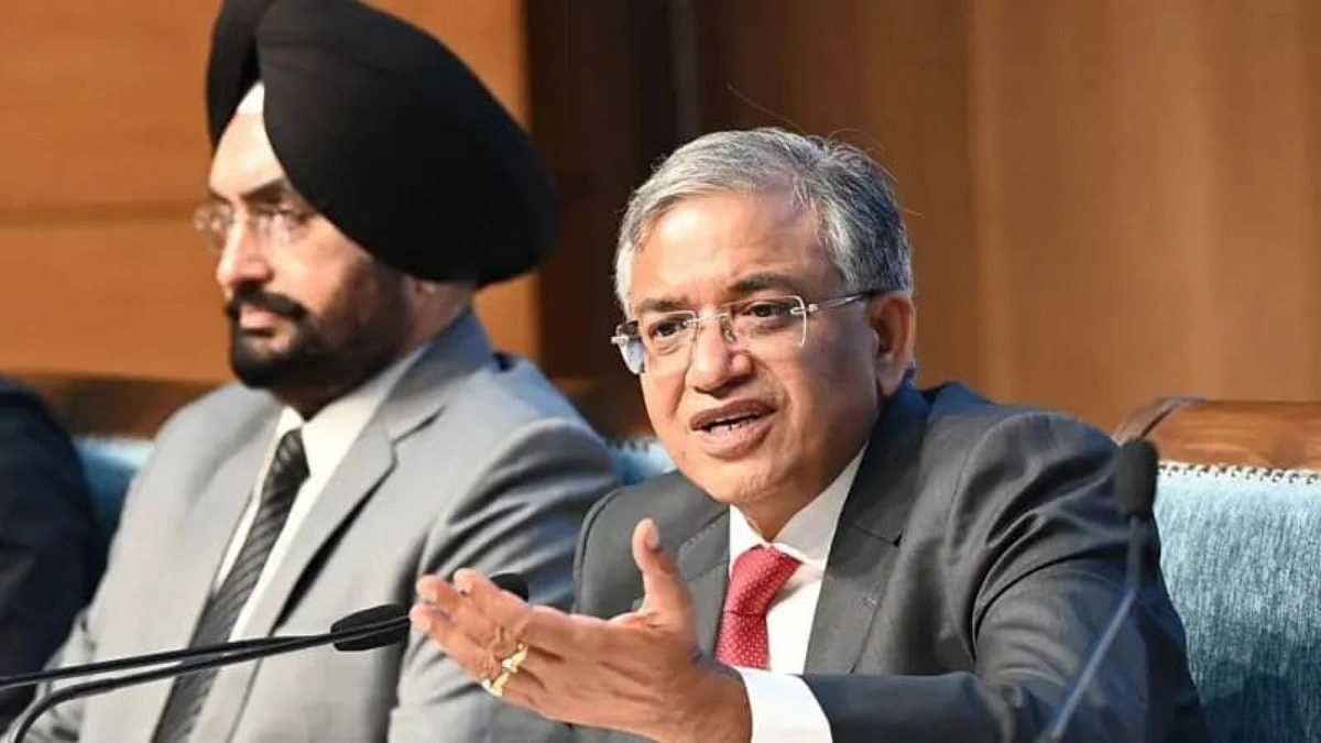 জ্ঞানেশ কুমার ও নির্বাচন কমিশনকে সুপ্রিম কোর্টের নোটিস
