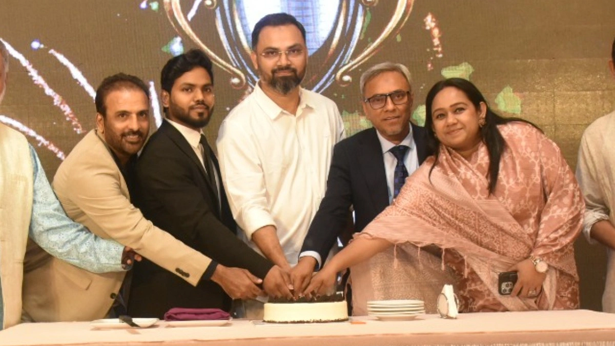 ক্রিকেটের নতুন আমেজ দিবে এক্সপ্যাট ওয়ার্ল্ড কাপ