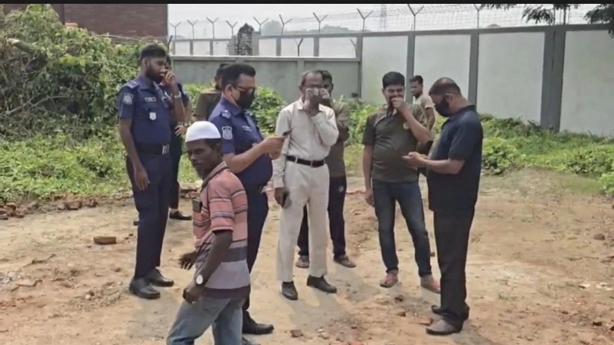 ঘোড়াশালে হাত-পা বিচ্ছিন্ন অজ্ঞাত মরদেহ উদ্ধার
