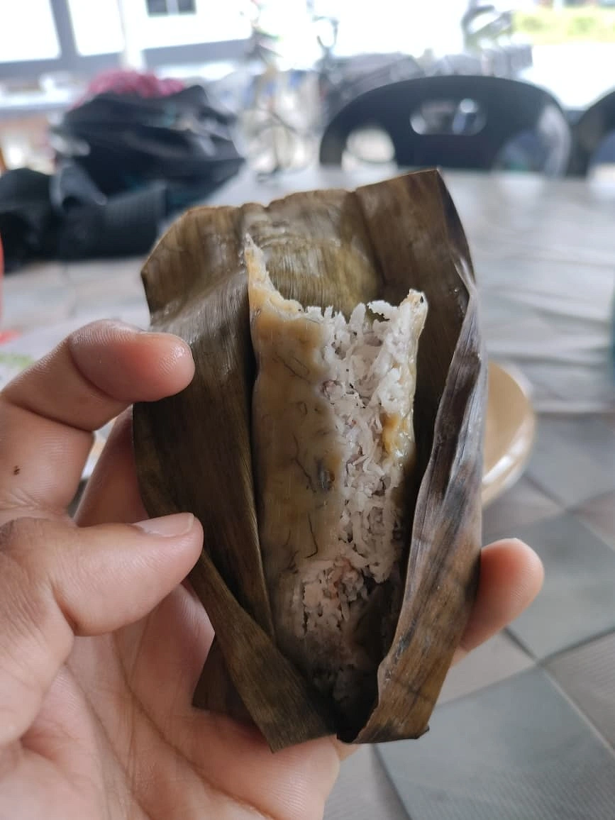 কলাপাতায় মোড়ানো সুস্বাদু পিঠা
