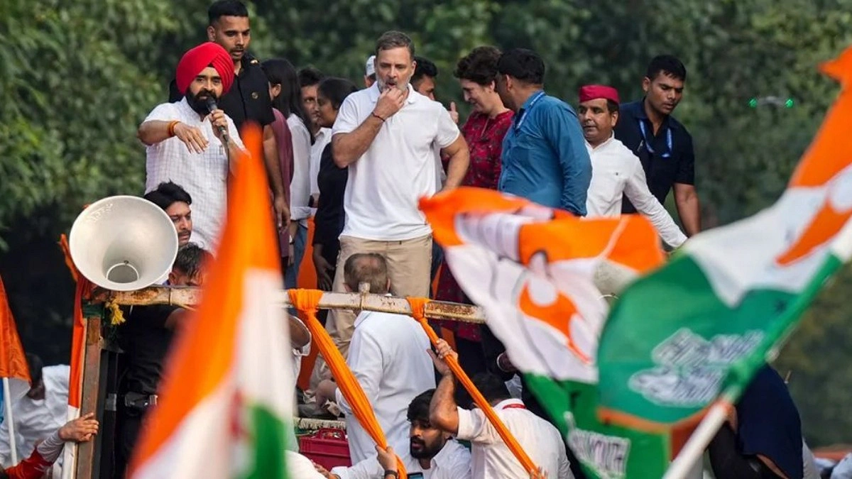 সুপ্রিম কোর্টে রাহুল গান্ধীদের আবেদনে ১৪ ত্রুটি, বকেয়া ২২০ রুপি