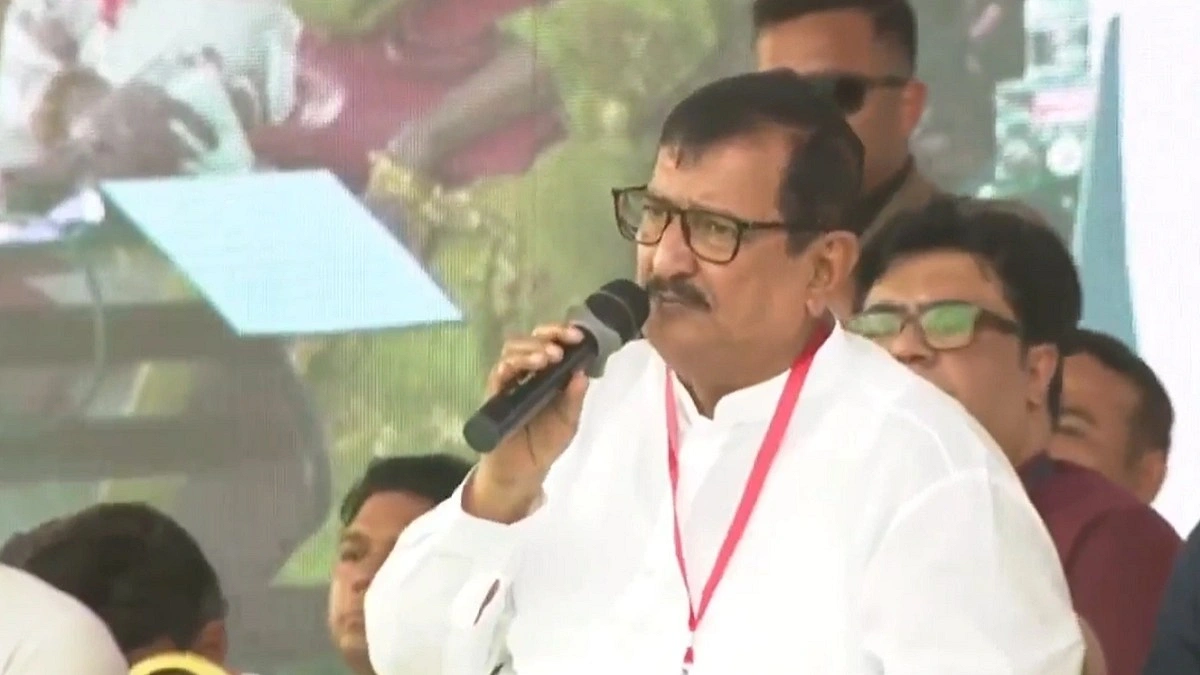 প্রধানমন্ত্রীর কাছে পদ্মা ব্যারাজ, কৃষি বিশ্ববিদ্যালয় ও বিমানবন্দর আধুনিকায়ন চাইলেন ভূমিমন্ত্রী