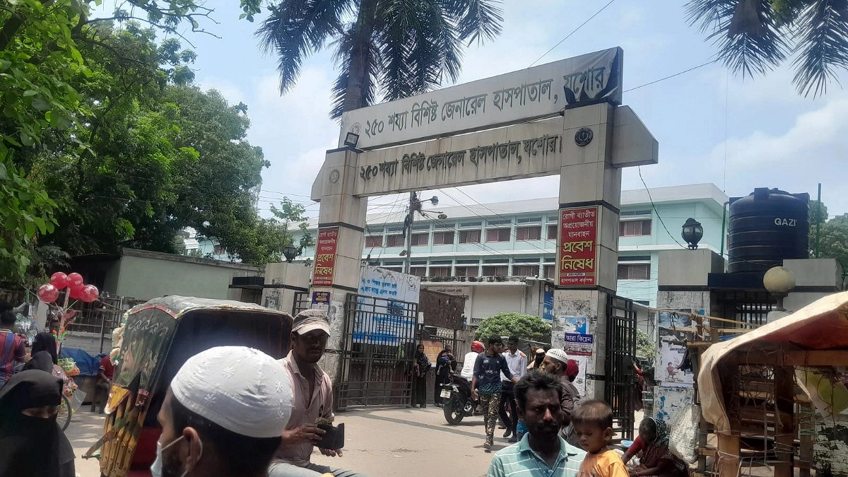 যশোরে দুই মোটরসাইকেলের সংঘর্ষে নিহত ৩, আহত ২