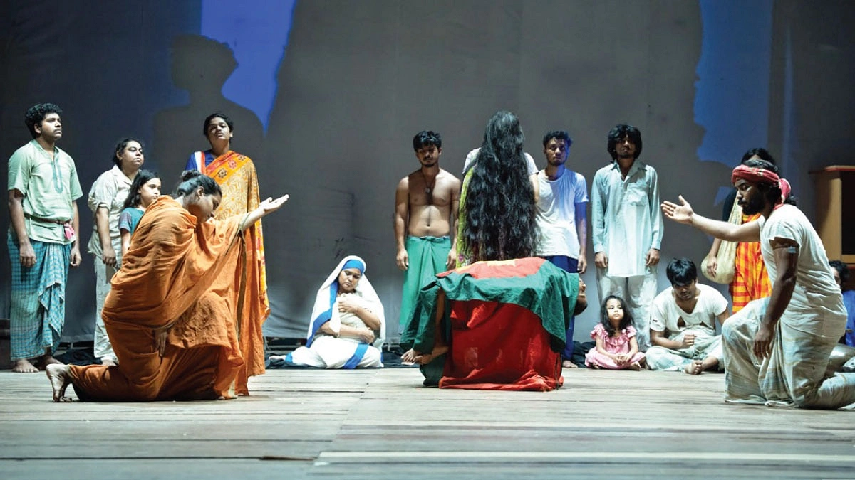 মঞ্চে আসছে গীতি আলেখ্য ‘যশোর রোড’, আজ ছায়ানটে প্রদর্শনী