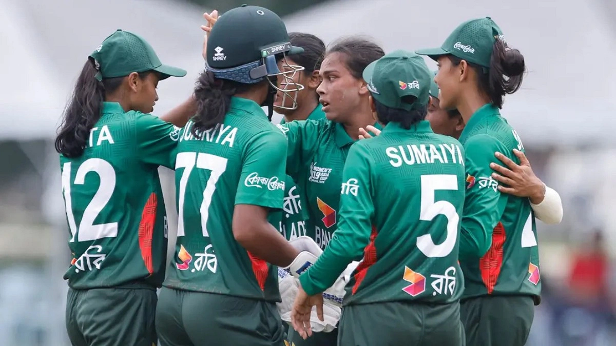 পাকিস্তানকে হারিয়ে বাংলাদেশের দারুণ শুরু