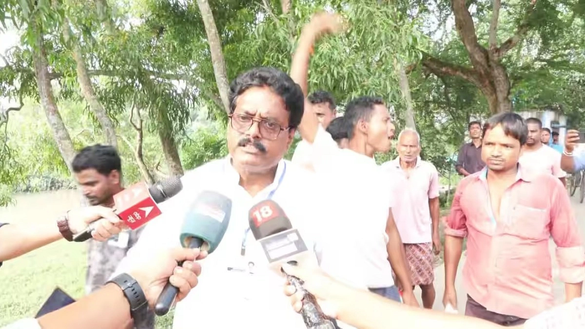 পশ্চিমবঙ্গের নন্দীগ্রাম-রেজিনগরে উপনির্বাচন, ভোট শুরুর পরই উত্তেজনা