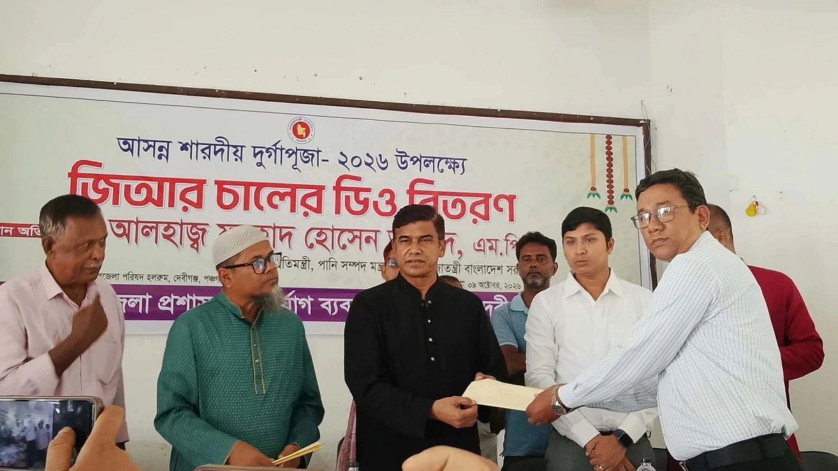দুর্গাপূজায় ২৪ ঘণ্টা স্বেচ্ছাসেবকের দায়িত্ব পালন করবেন বিএনপি নেতাকর্মীরা