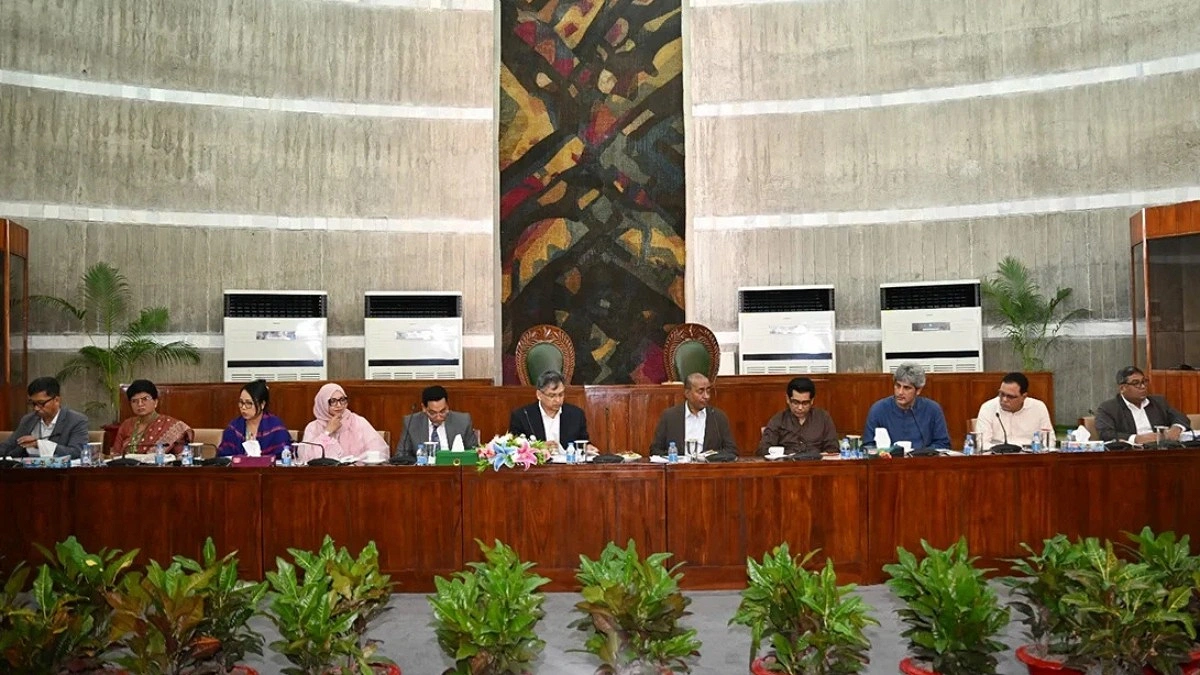 যুদ্ধাপরাধীদের রাজনীতি নিষিদ্ধের প্রস্তাব