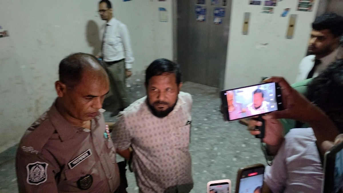 নিউ গিনি প্রপার্টিজে ভাঙচুর : মিজানুরসহ তিনজন রিমান্ডে