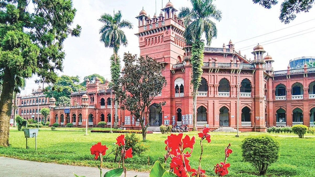 আগামীর সময়ে খবর প্রকাশের পর ঢাবির সেই ভাইভা স্থগিত