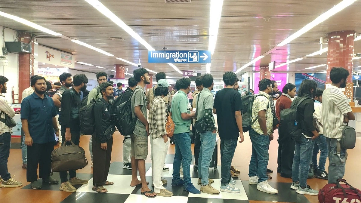 কম্বোডিয়ার বন্দিশালা থেকে ফিরলেন ৩০ বাংলাদেশি