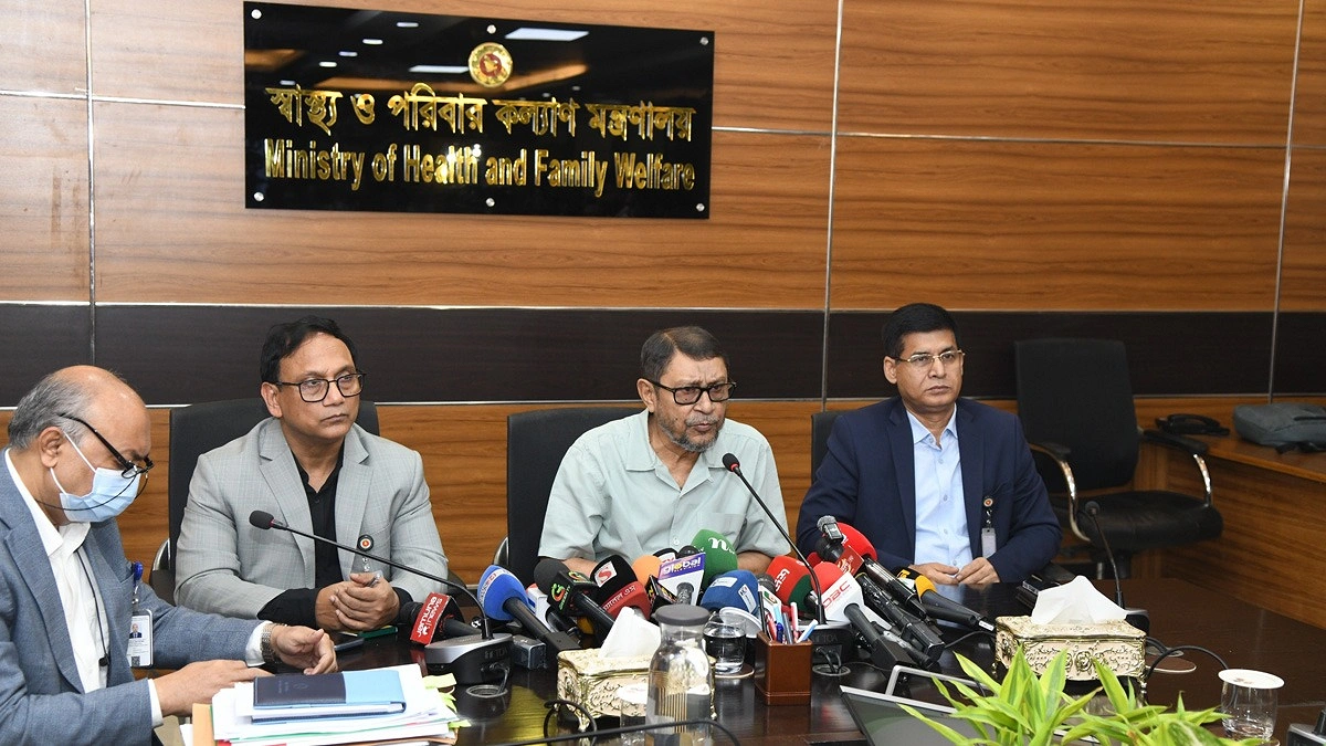 ক্যানসার চিকিৎসায় দেশে আসছে ১৭ রেডিওথেরাপি মেশিন