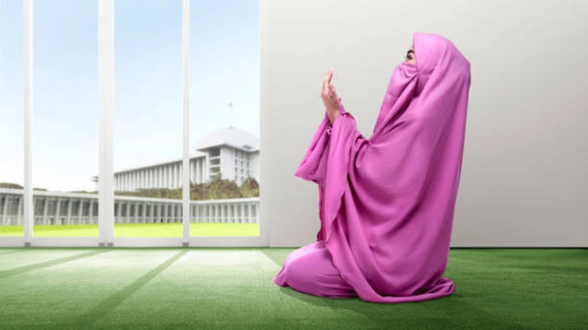 নারীর মাসিক চলাকালীন আজানের জবাব দেওয়ার বিধান