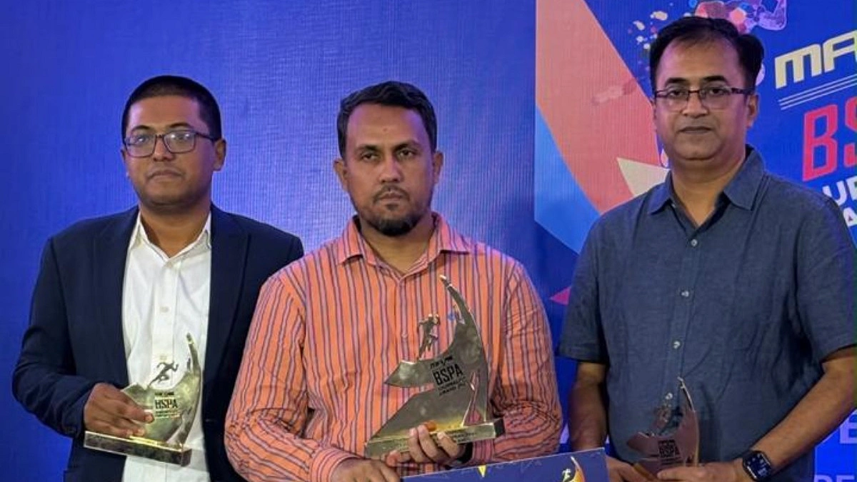 স্পোর্টস জার্নালিস্ট অব দ্য ইয়ার ২০২৫ আগামীর সময়ের রাহেনুর ইসলাম