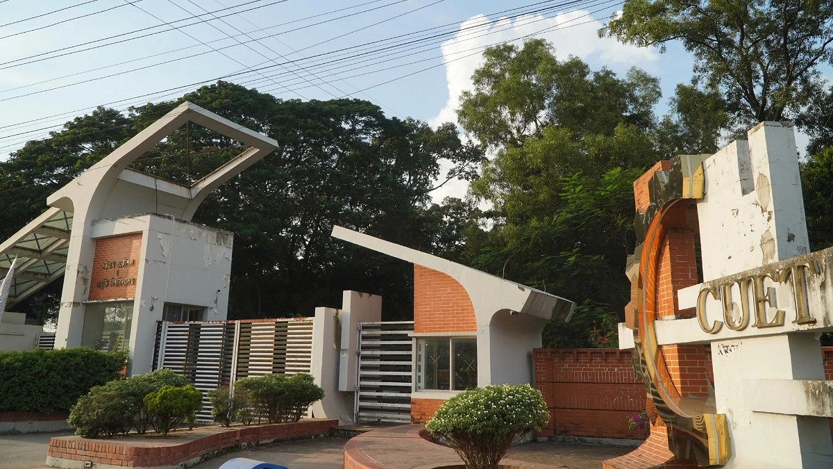 চুয়েটে অচলাবস্থার এক মাস: বাতিল ৩৩ পরীক্ষা ও ৮৬৪ ক্লাস