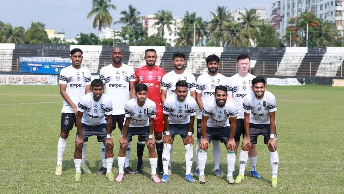 শিক্ষা বোর্ডের খেলা তাই পেশাদার লিগের ম্যাচ স্থগিত