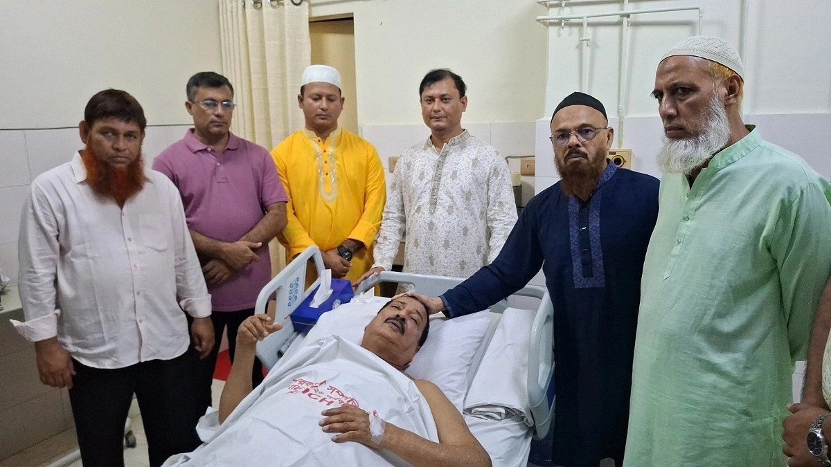 হাসপাতালে ভর্তি ভূমিমন্ত্রী মিনু