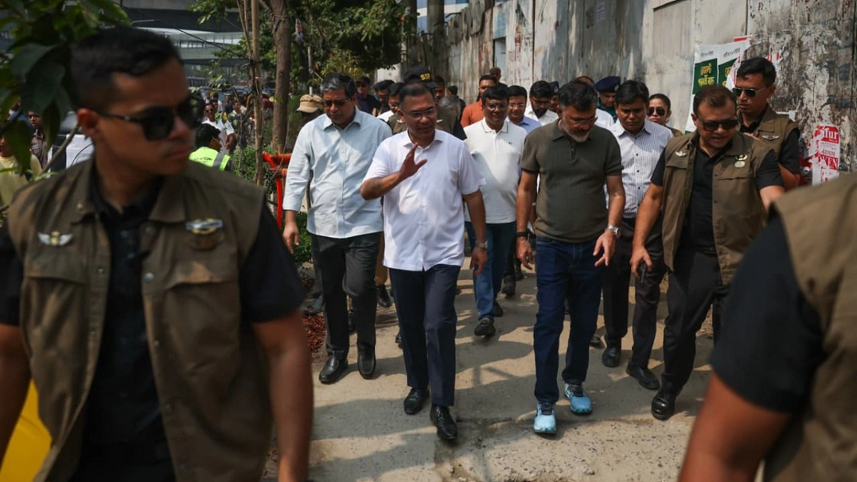 মিরপুরে দখলমুক্ত ফুটপাত পরিদর্শন প্রধানমন্ত্রীর
