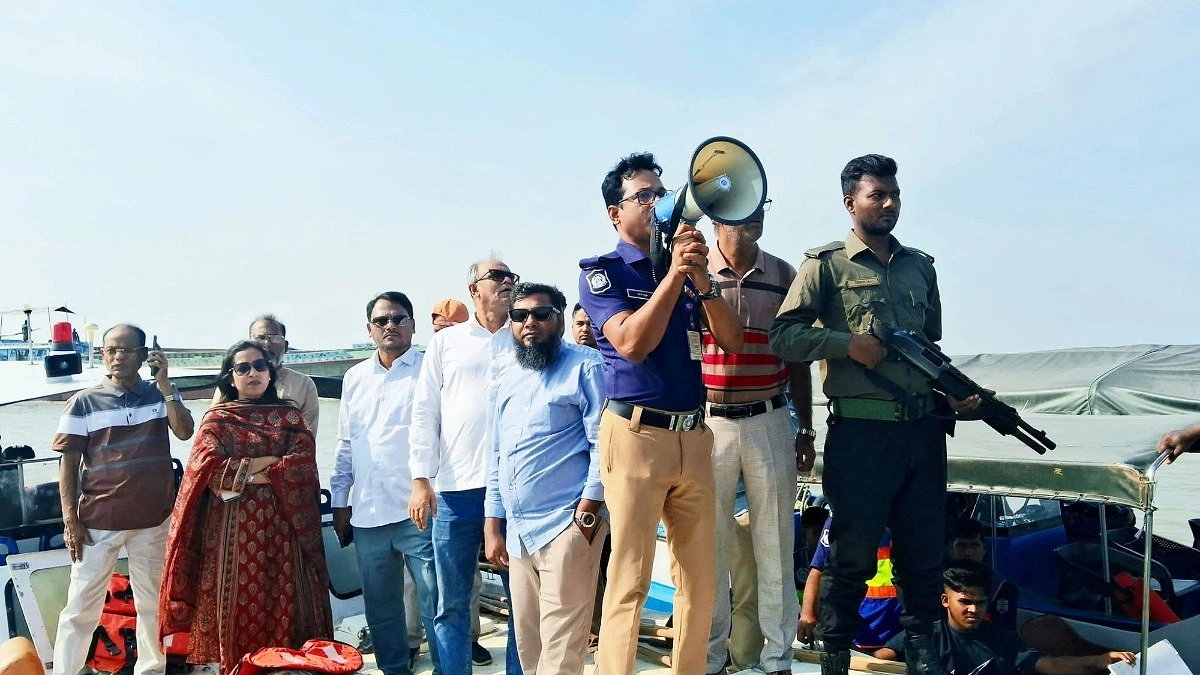 মা ইলিশ শিকার করে ৮ জেলের কারাদণ্ড