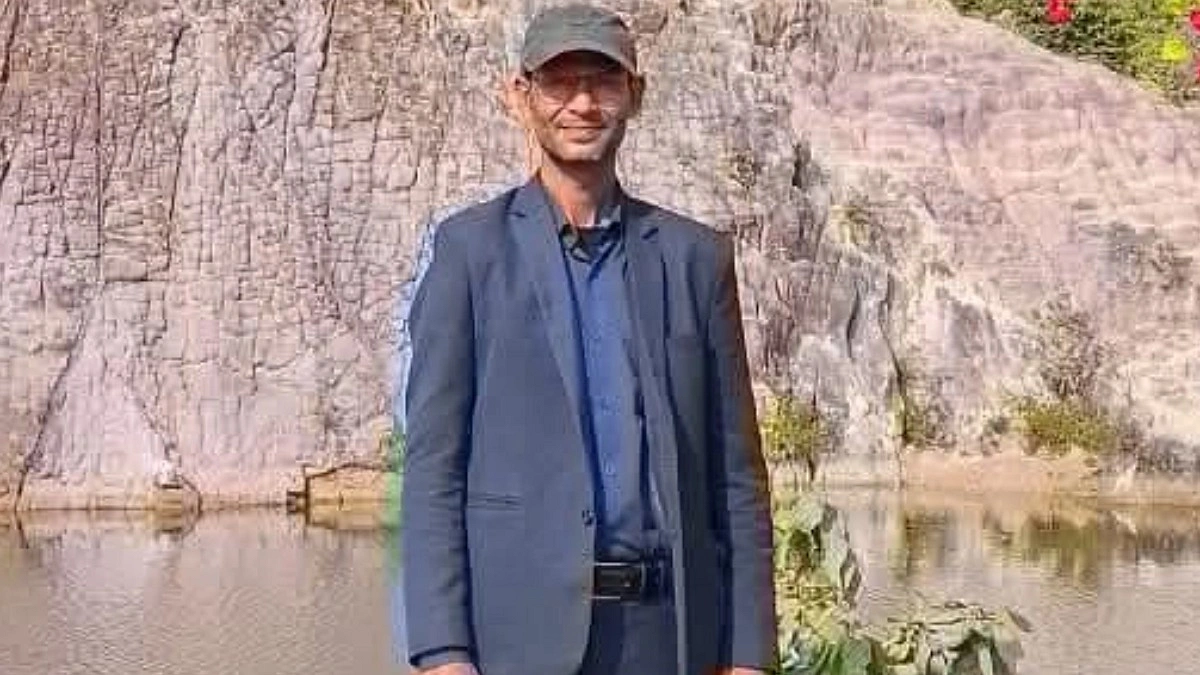 নেত্রকোনায় সাংবাদিককে গুলি করে হত্যা