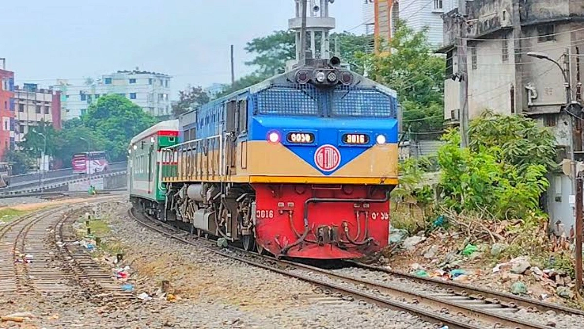 ২৬ অক্টোবর থেকে লাকসামে থামবে মহানগর এক্সপ্রেস