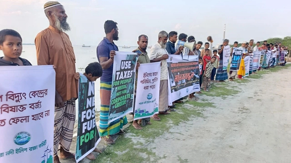 তালতলীতে তাপবিদ্যুৎ কেন্দ্রের বর্জ্য নদীতে, অতিষ্ঠ এলাকাবাসী