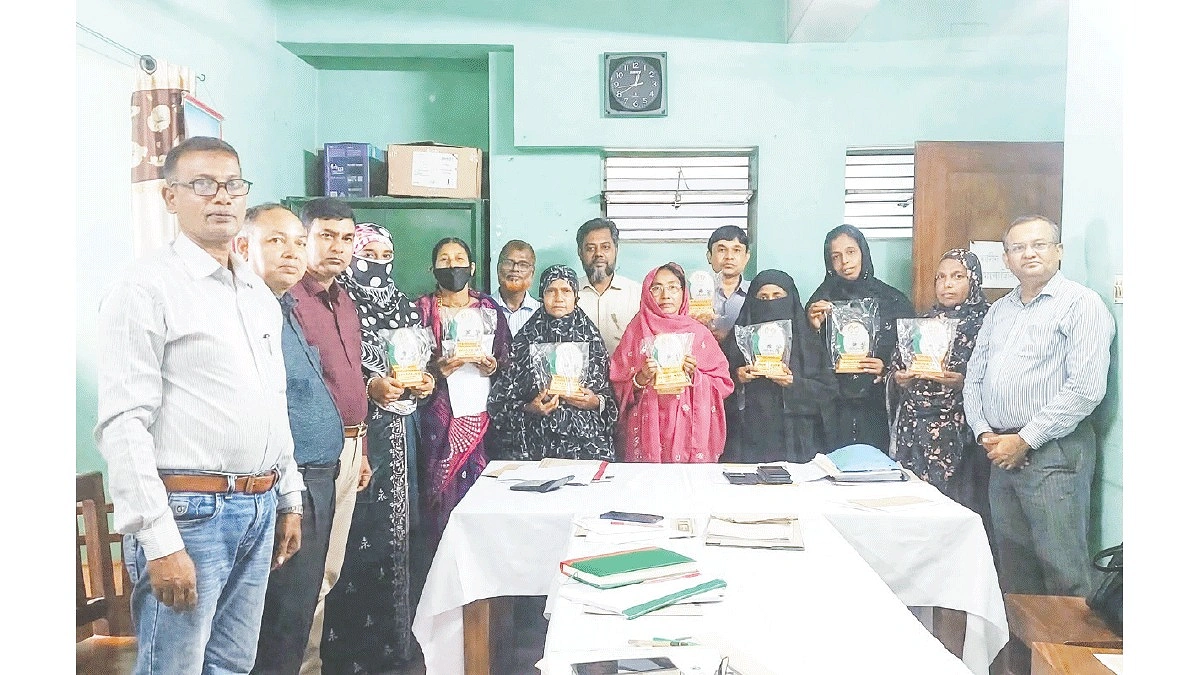 গ্রামীণ ব্যাংক বোদওয়াঁ পুরস্কার পেলেন ২৪০ সদস্য ও ৪০ কর্মী