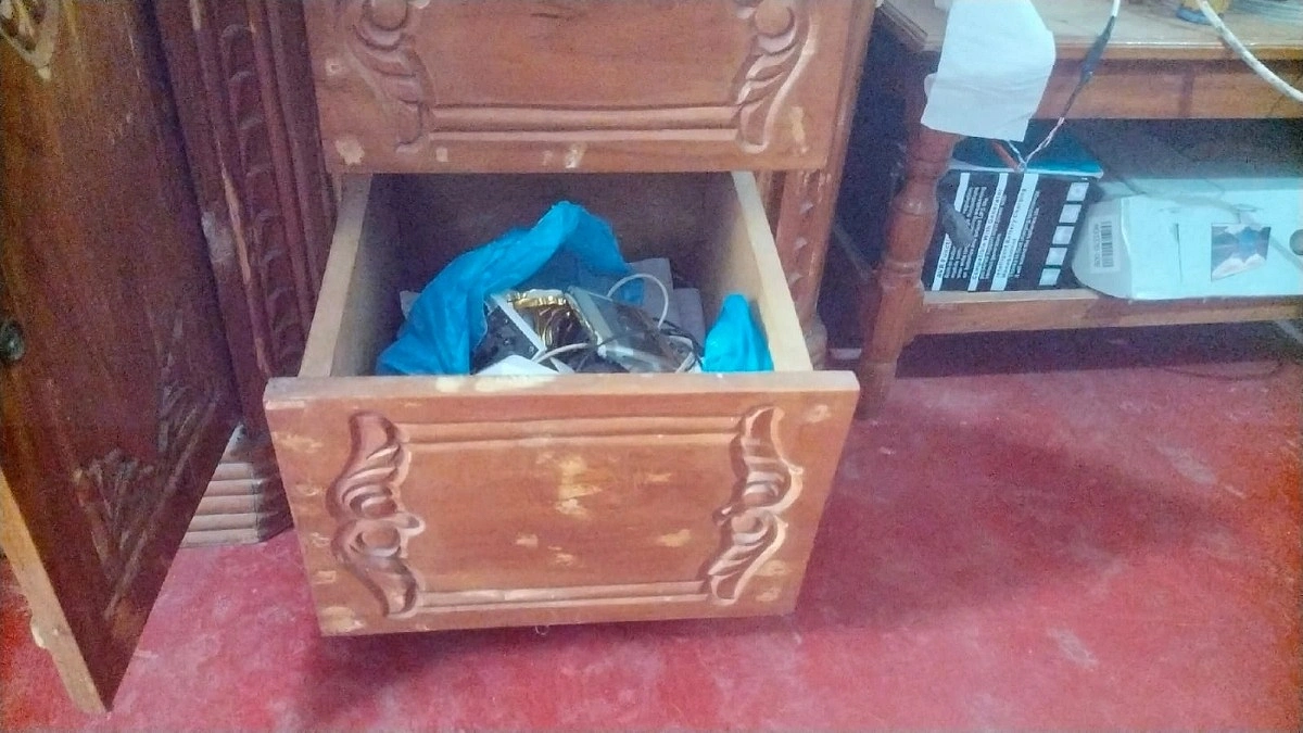 মিরসরাইয়ে অবসরপ্রাপ্ত পুলিশ কর্মকর্তার বাড়িতে ডাকাতি