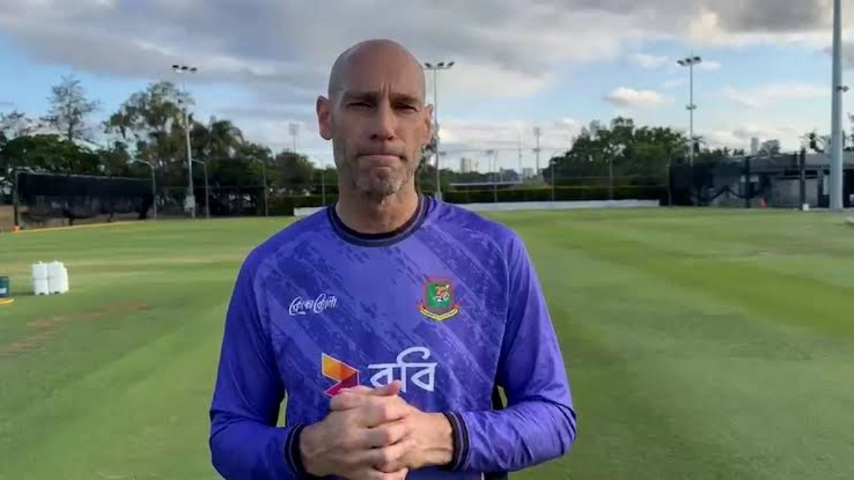 আক্ষেপ নিয়ে দেশে ফিরতে চান না হেম্প