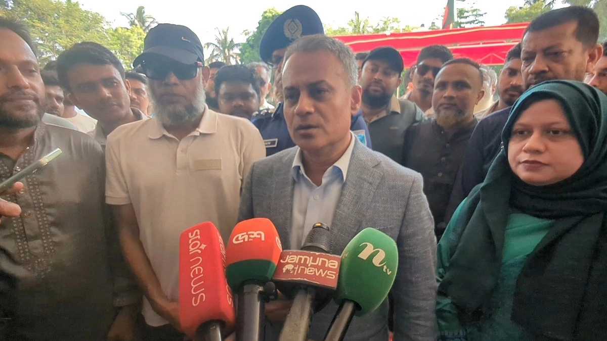 নিষিদ্ধ সংগঠন আড়ালে থেকে অস্তিত্ব জানান দেওয়ার চেষ্টায়