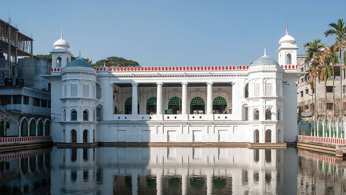 হোসেনি দালান
