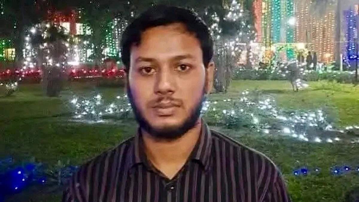 নিখোঁজ জাবি শিক্ষার্থীর কক্ষে সুইসাইড নোট, সন্ধান চায় বিশ্ববিদ্যালয় প্রশাসন