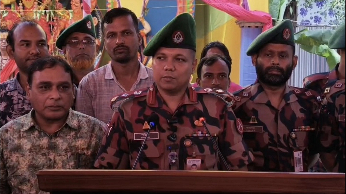 ব্রাহ্মণবাড়িয়া ও কুমিল্লা সীমান্তে দুর্গাপূজার নিরাপত্তায় ১৪০ বিজিবি সদস্য মোতায়েন