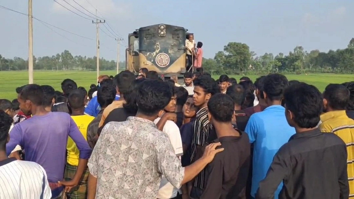 আদিতমারীতে ট্রেনে কাটা পড়ে অজ্ঞাত নারীর মৃত্যু