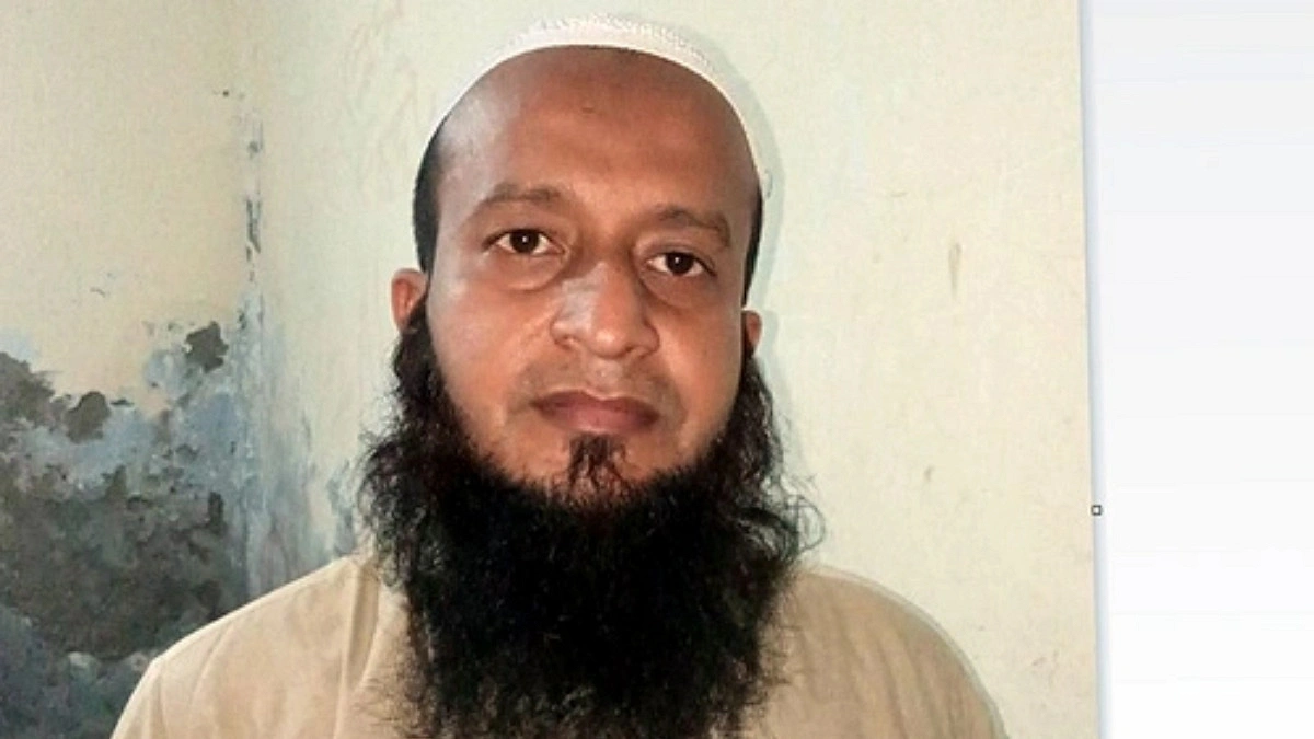 মাদ্রাসাছাত্রকে যৌন নিপীড়নের অভিযোগে প্রধান শিক্ষক গ্রেপ্তার