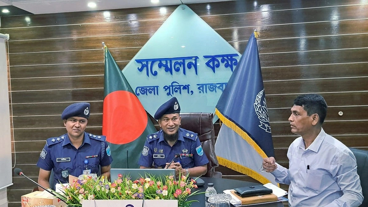 রাজবাড়ীর ১২৬ মন্দির ঝুঁকিপূর্ণ, চলছে শেষ মুহূর্তের প্রস্তুতি